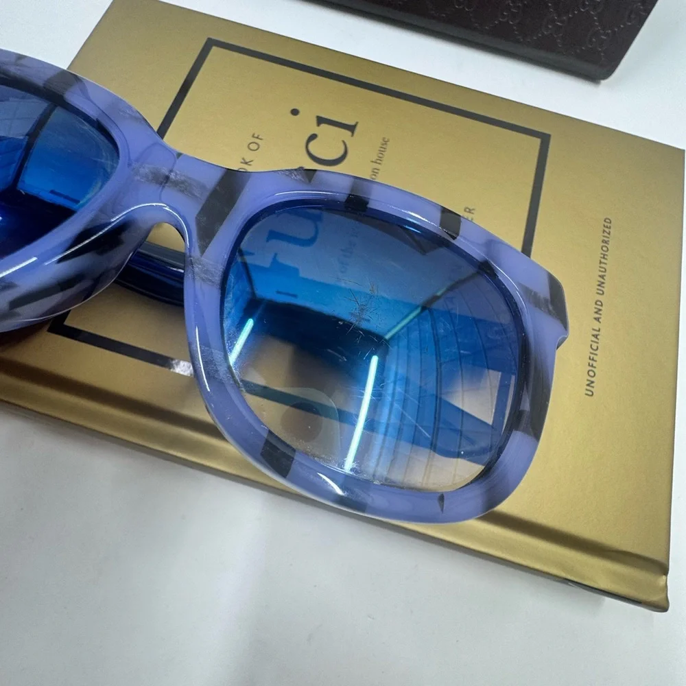 Gucci Black& Blue GUCCI Acetate Sunglasses - Picture 7 of 16